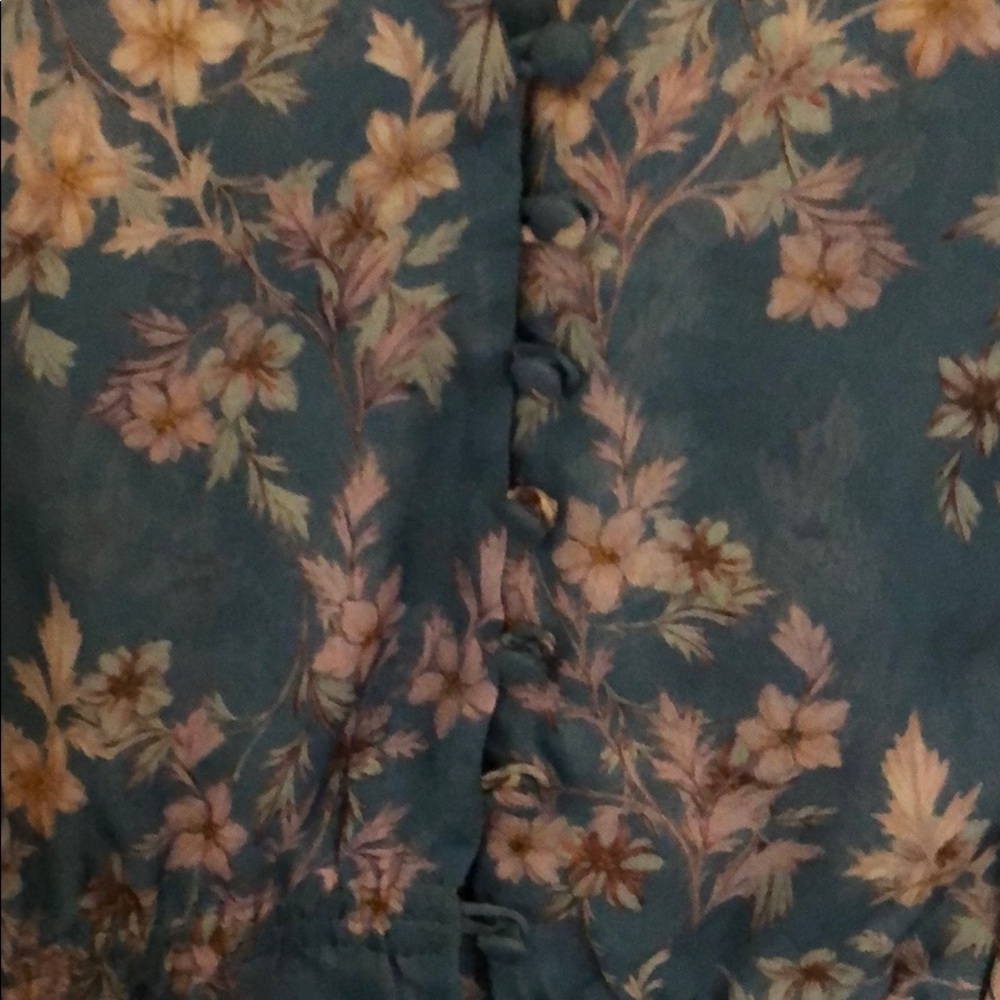 NWOT Internix Floral Blouse - Picture 2 of 4